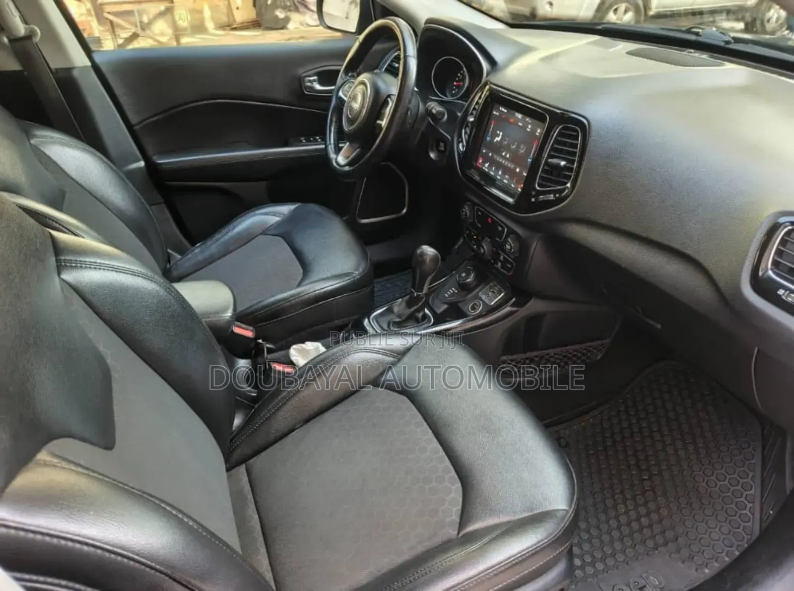 Jeep Boussole 2019 Noir Mat