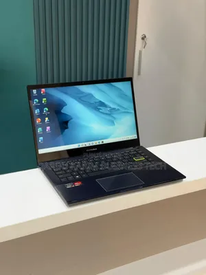 Nouveau Asus VivoBook S301LA 8GB AMD Ryzen 5 SSD 256GB