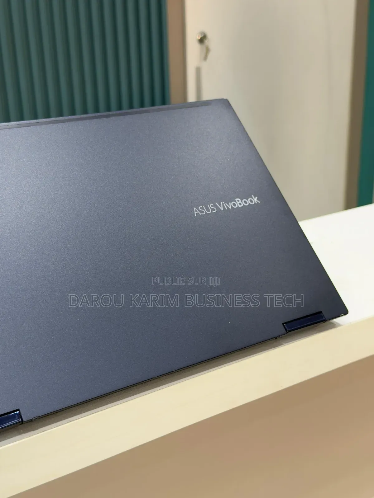 Nouveau Asus VivoBook S301LA 8GB AMD Ryzen 5 SSD 256GB