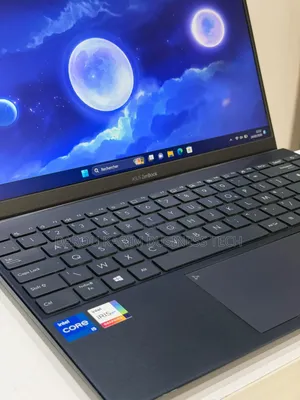 Nouveau Asus ZenBook UX430UA 8GB Intel Core i5 SSD 512GB