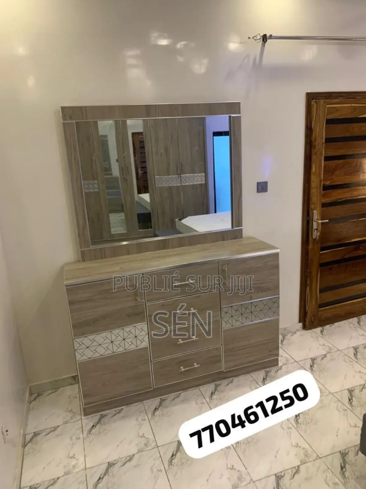 Chambre À Coucher Locale