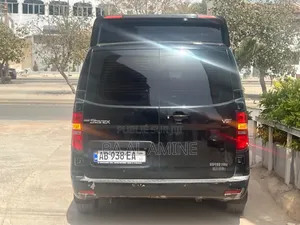 Hyundai Starex 2018 Noir