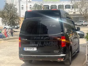 Hyundai Starex 2018 Noir