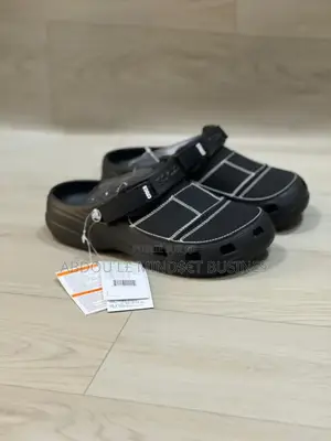 Crocs New Model Original Disponible