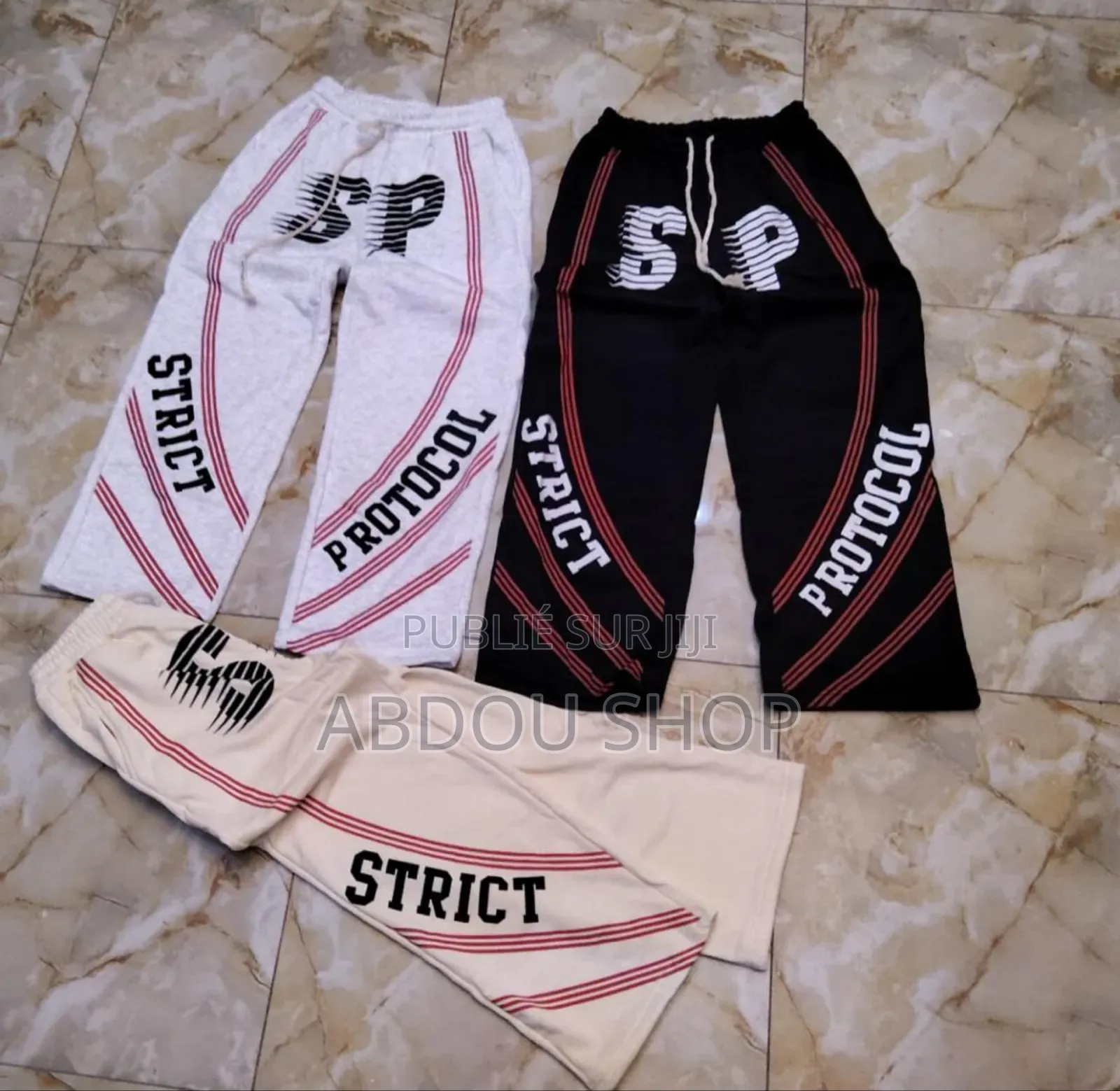 Pantalon Jogging Strict Disponible