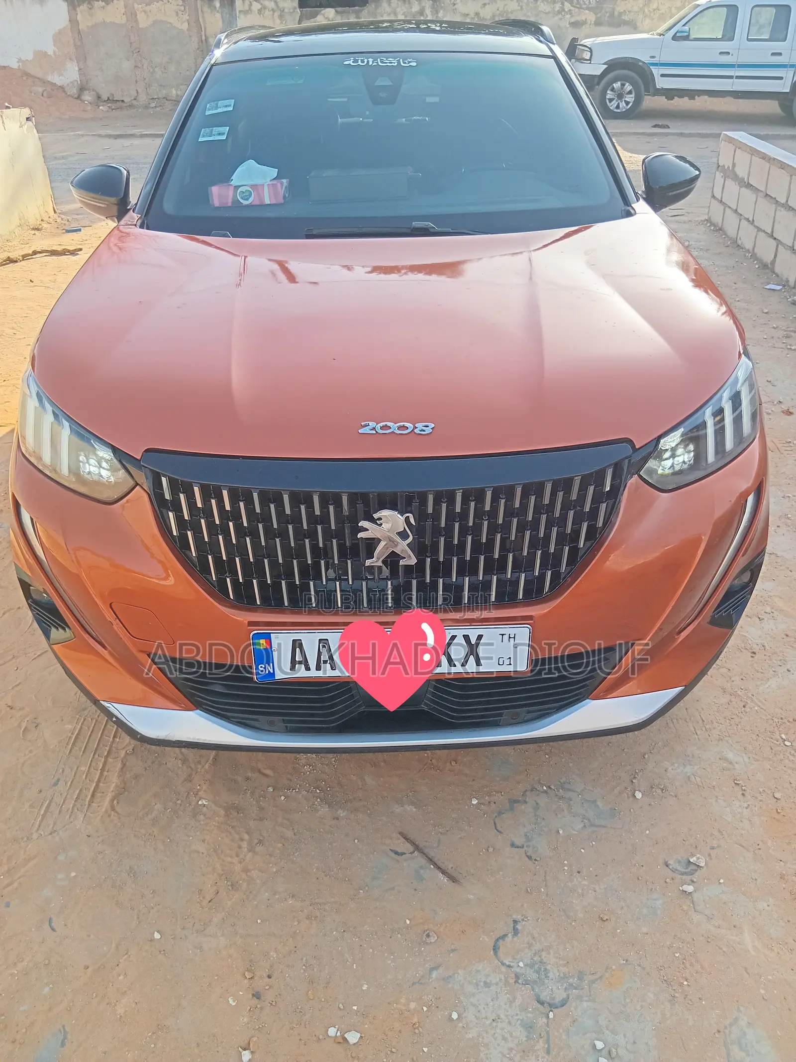 Peugeot 2008 1.2 PureTech (100 Hp) 2020 Orange