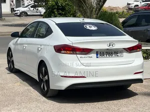 Hyundai Elantra Sport Sedan FWD (1.6L 4cyl 6M) 2017 Blanc