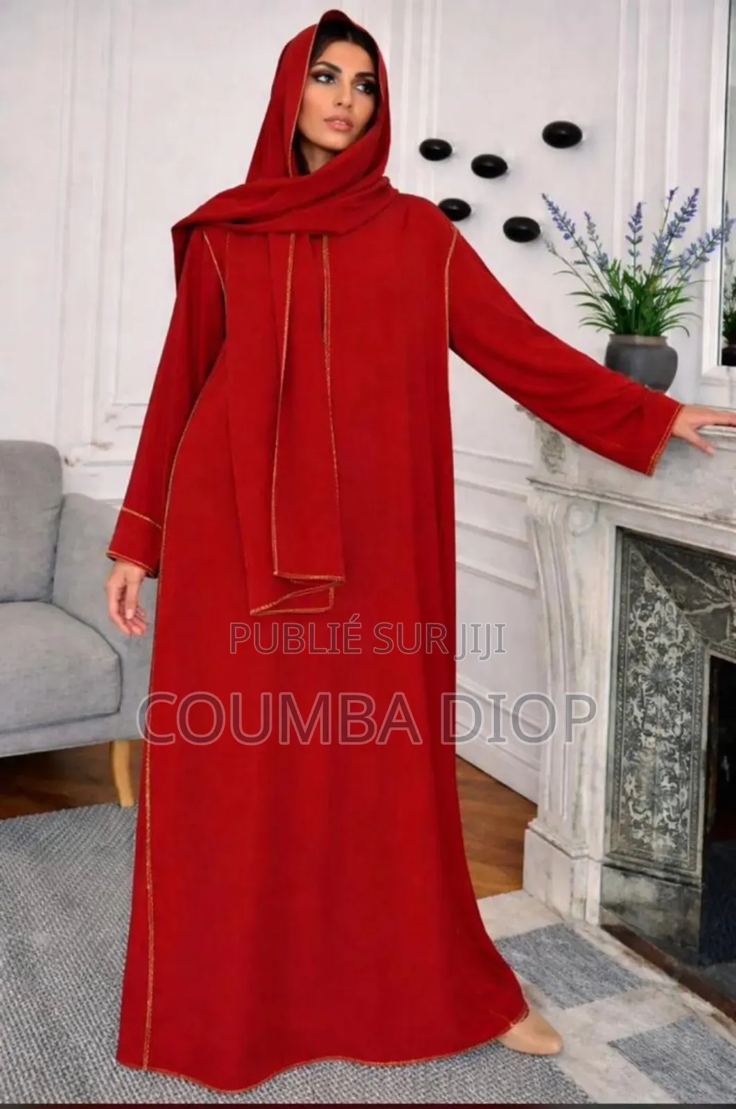 Des Vêtements Pour Femme