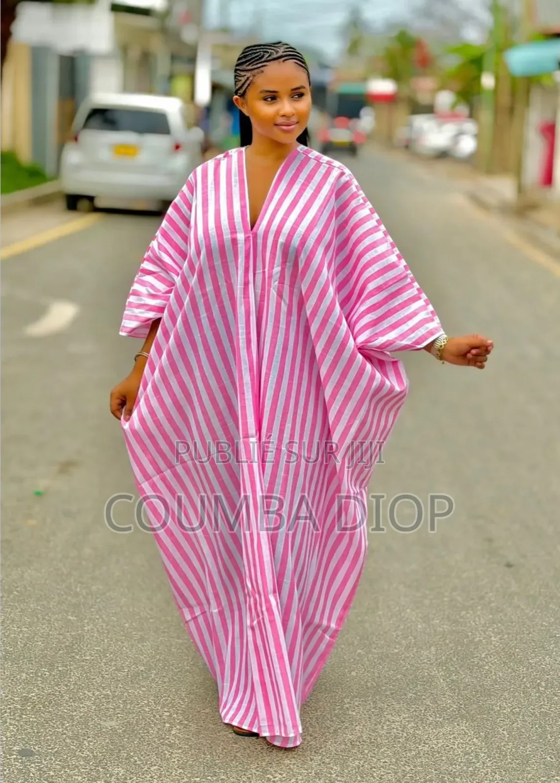 Des Vêtements Pour Femme