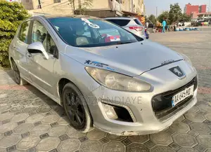 Peugeot 308 2013 Gris