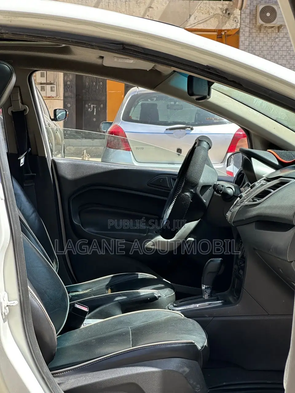 Ford Fiesta S Sedan 2012 Blanc