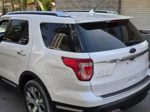 Ford Explorer 2018 Blanc