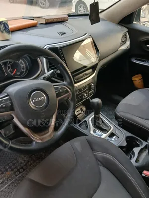 Jeep Cherokee Latitude 4dr SUV (2.4L 4cyl 9A) 2015 Noir