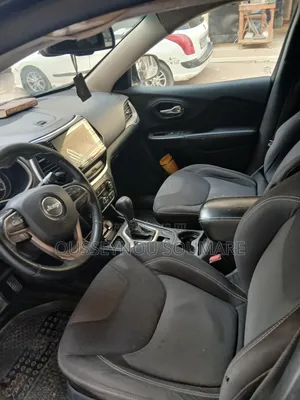 Jeep Cherokee Latitude 4dr SUV (2.4L 4cyl 9A) 2015 Noir