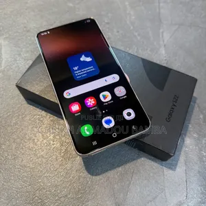 Nouveau Samsung Galaxy S22 5G 256 GB Blanc