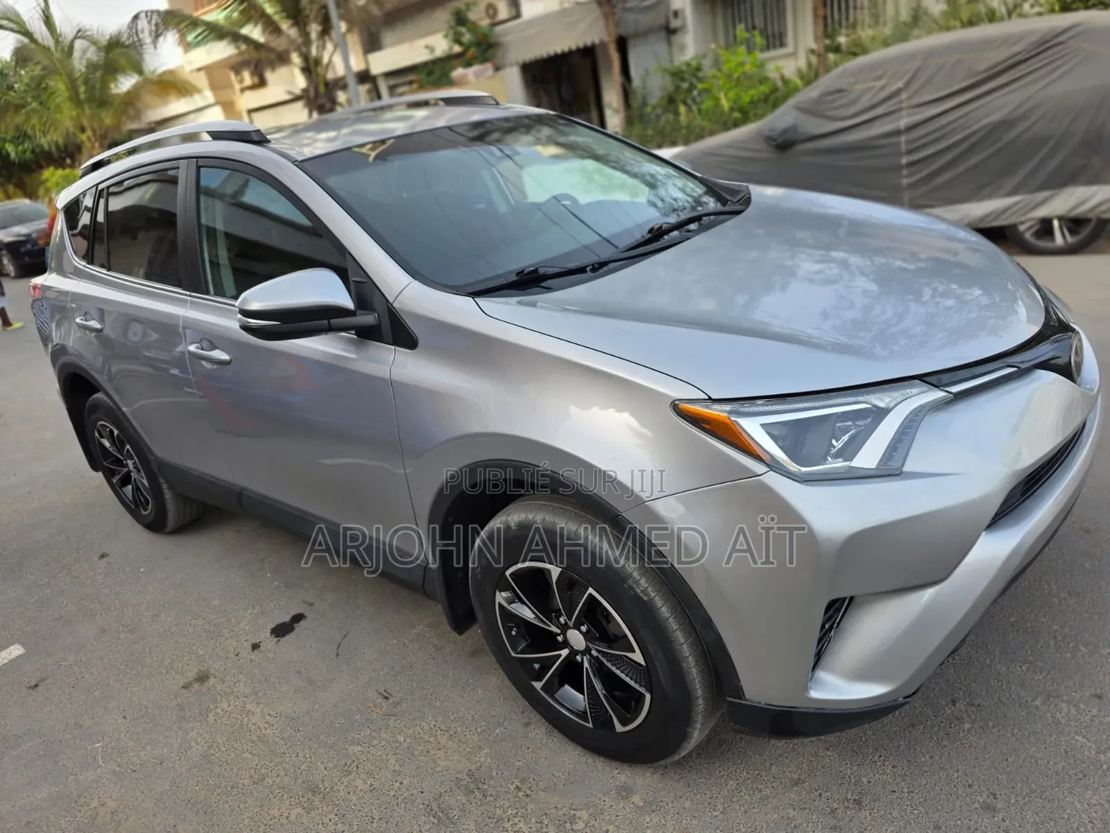 Toyota RAV4 LE AWD (2.5L 4cyl 6A) 2017 Gris