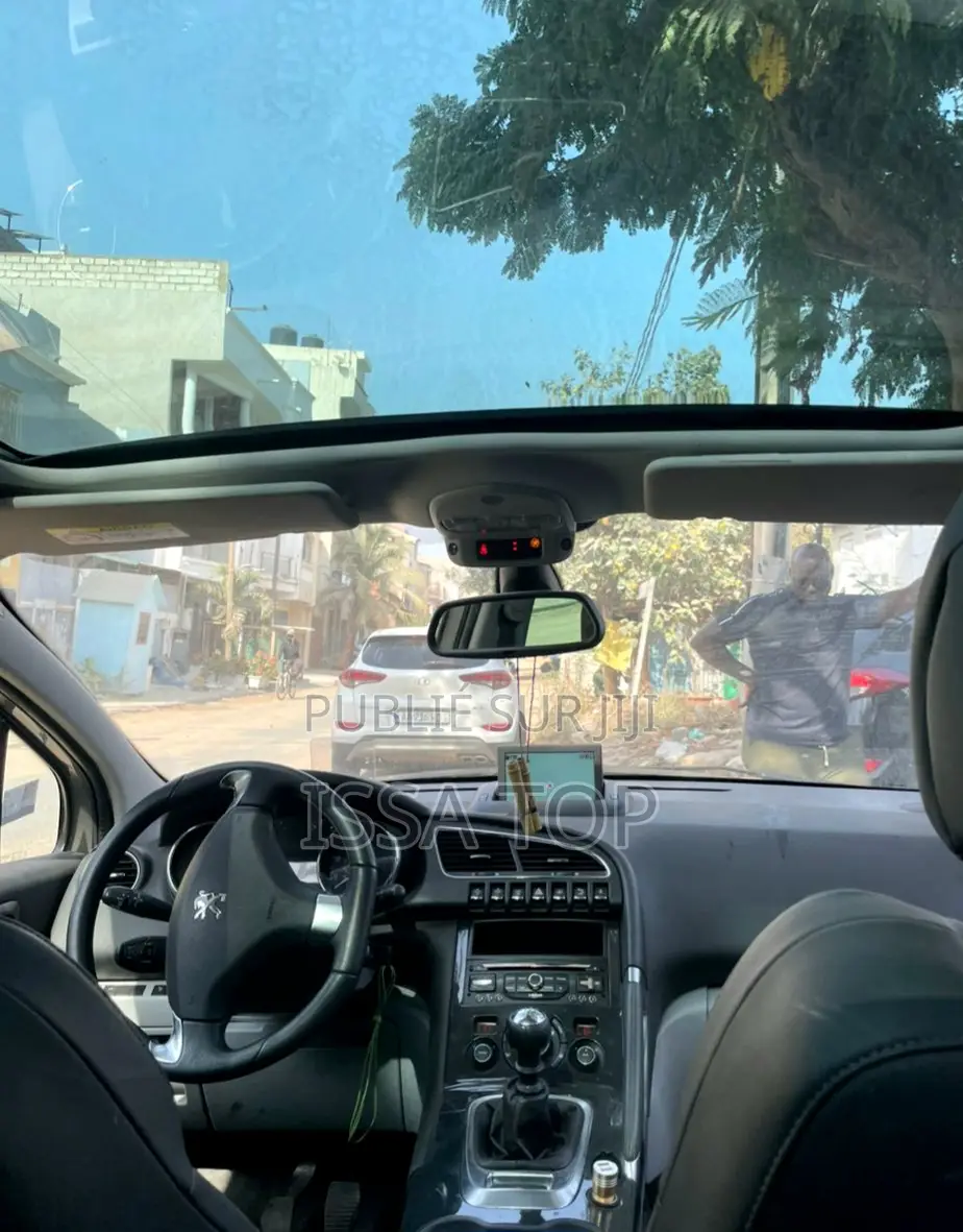 Peugeot 3008 2015 Gris