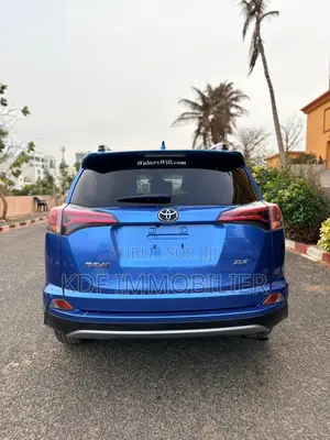 Toyota RAV4 2018 Bleu