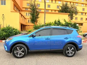 Toyota RAV4 2018 Bleu