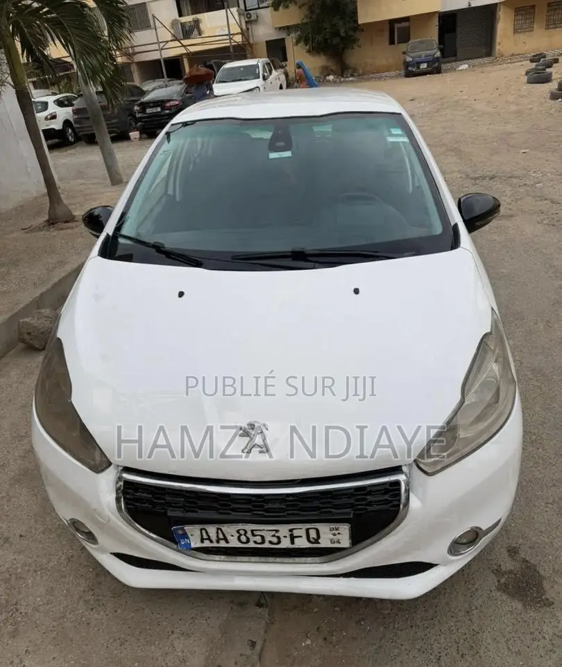 Peugeot 208 2014 Blanc
