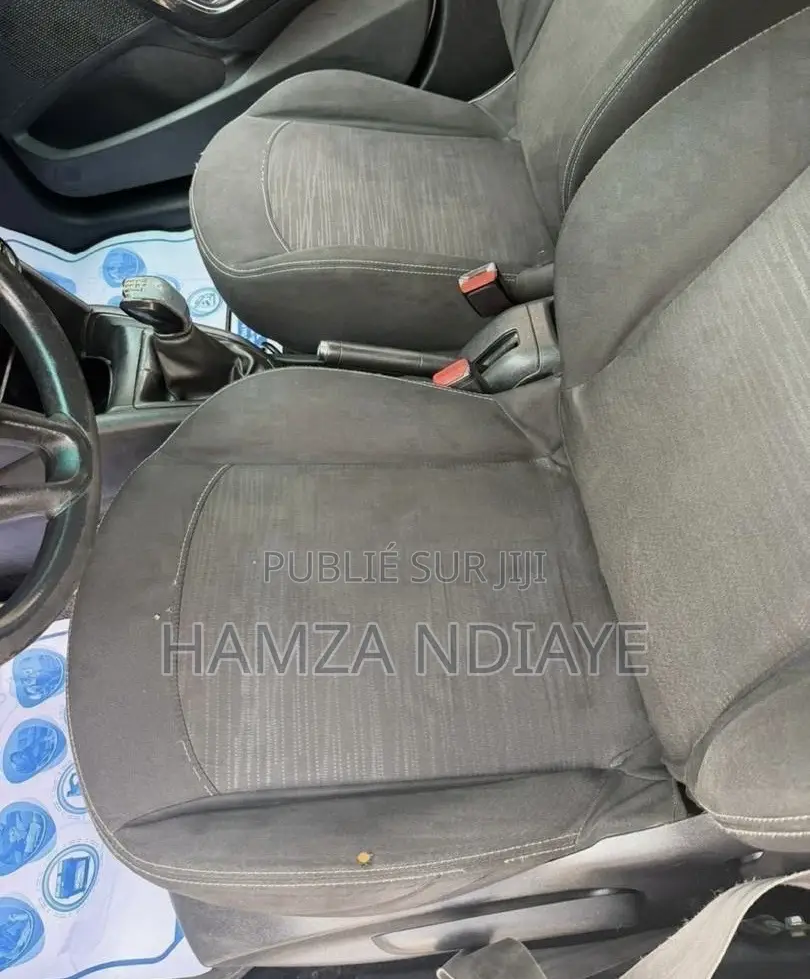 Peugeot 208 2014 Blanc