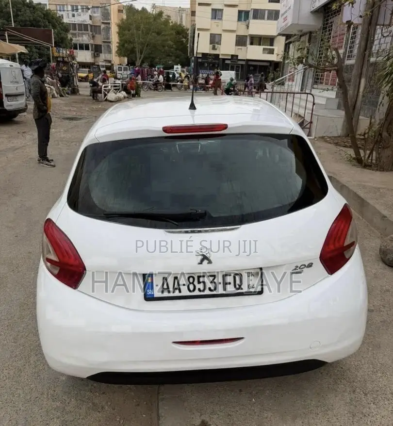 Peugeot 208 2014 Blanc
