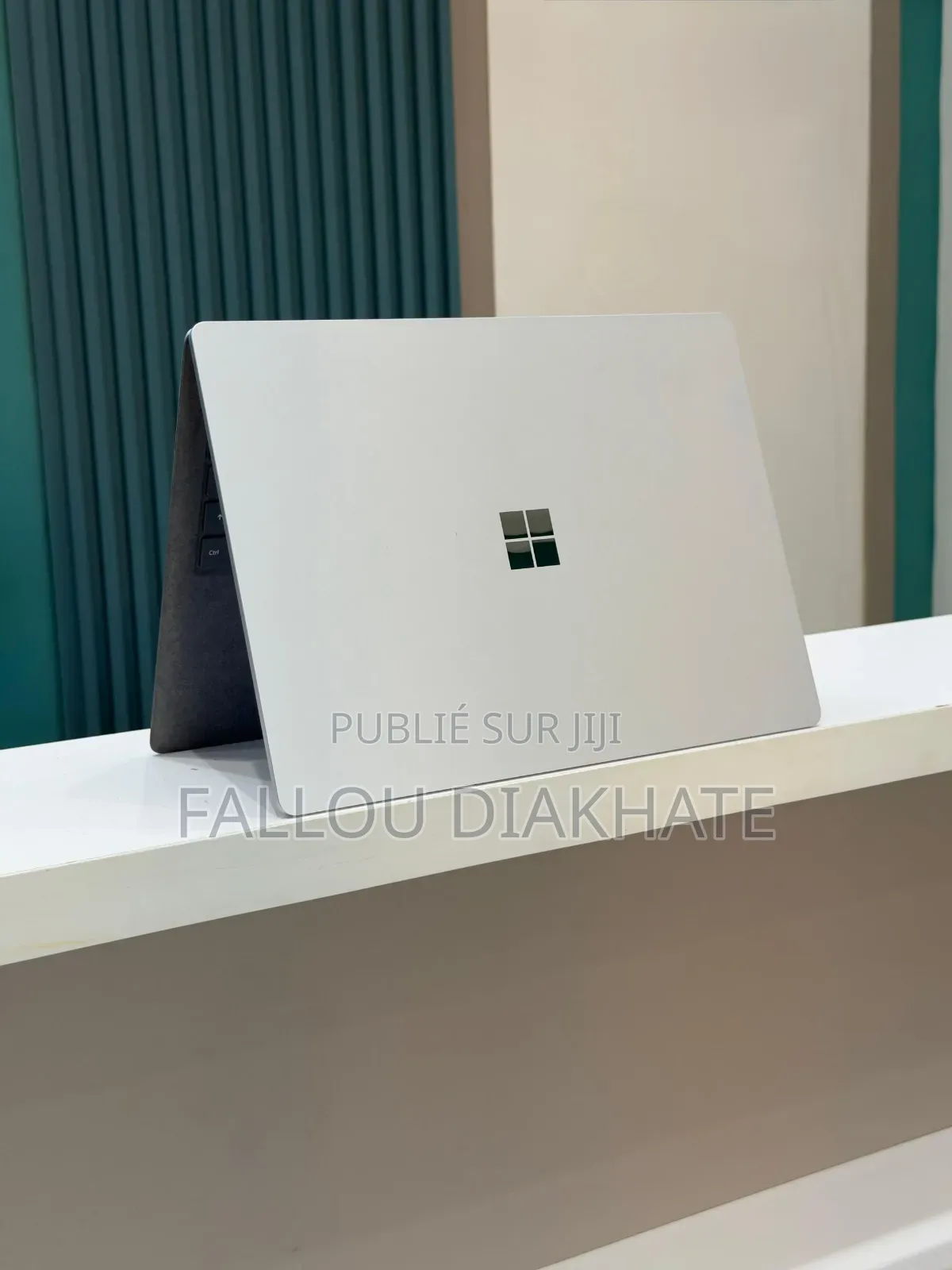 Nouveau Microsoft Surface Laptop 3 8GB Intel Core i5 SSD 256GB
