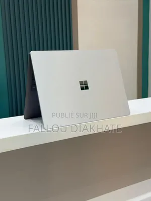 Nouveau Microsoft Surface Laptop 3 8GB Intel Core i5 SSD 256GB
