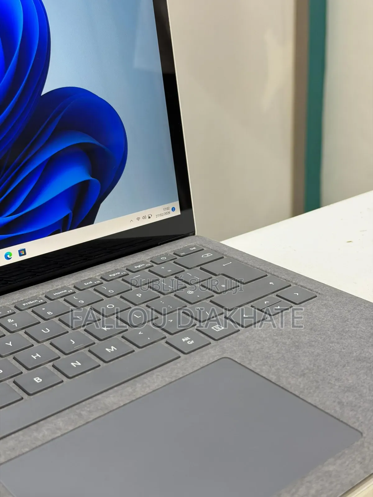 Nouveau Microsoft Surface Laptop 3 8GB Intel Core i5 SSD 256GB