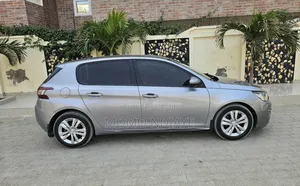 Peugeot 308 2017 Gris