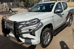 Mitsubishi L200 2023 Blanc