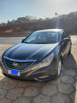 Hyundai Sonata GLS Sedan FWD (2.4L 4cyl 6A) 2012 Bleu
