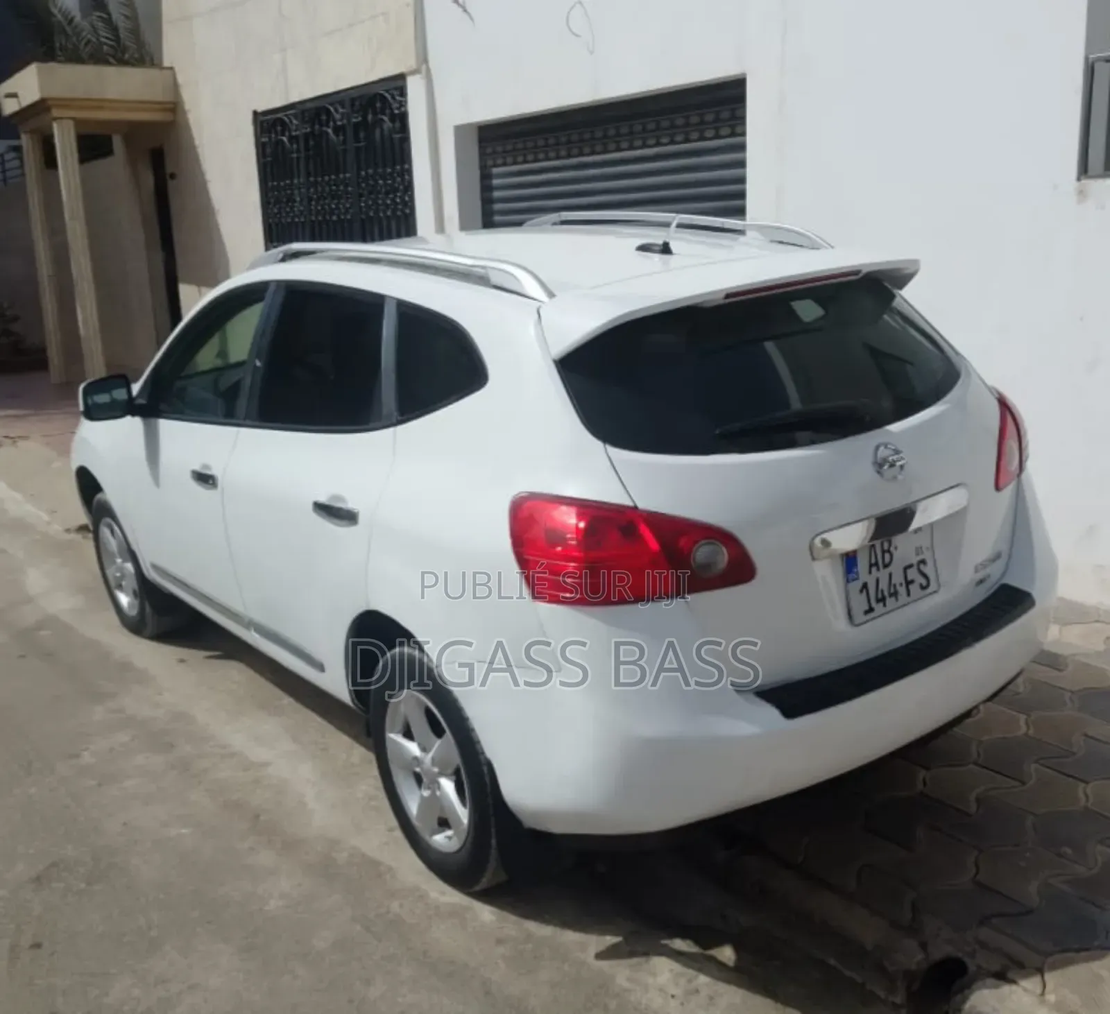 Nissan Rogue 2012 Blanc cassé