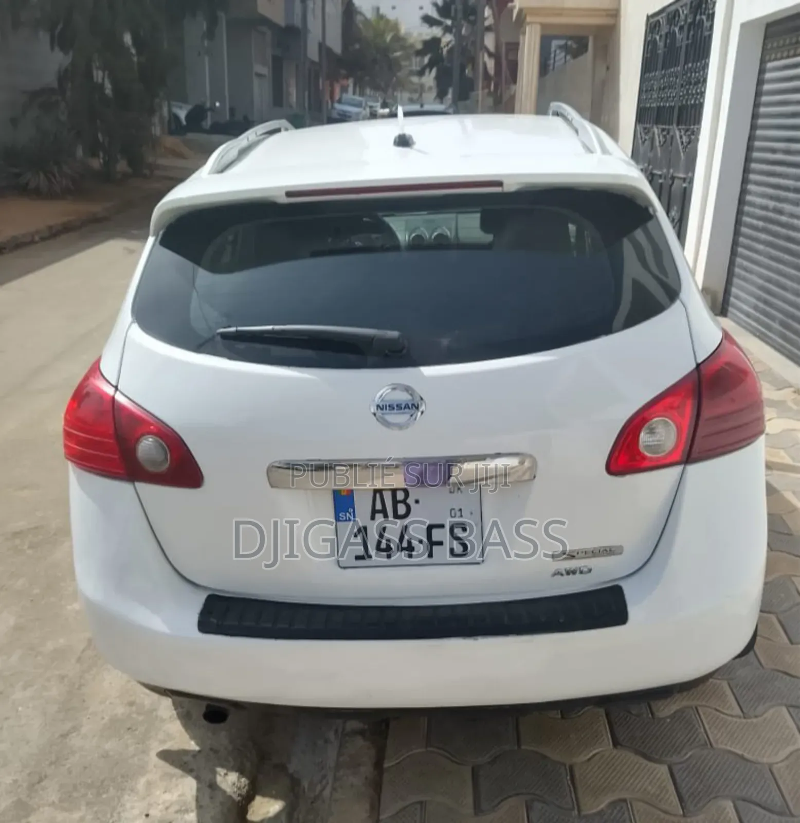 Nissan Rogue 2012 Blanc cassé