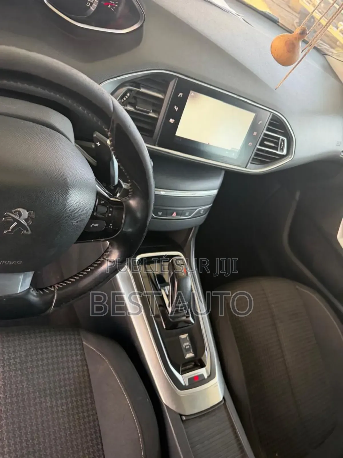 Peugeot 308 2019 Blanc