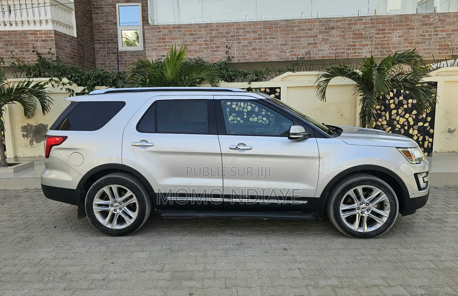Ford Explorer 2017 Gris