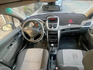 Peugeot 207 2010 Gris