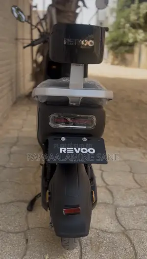 Revoo A10 2023 Noir