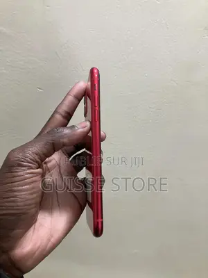 Apple iPhone 11 64 GB Rouge