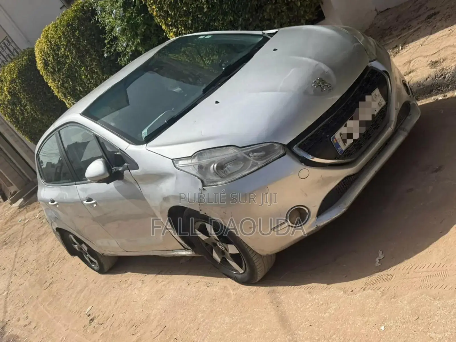 Peugeot 208 2015 Gris