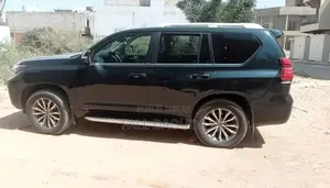 Toyota Land Cruiser Prado 2020 Noir