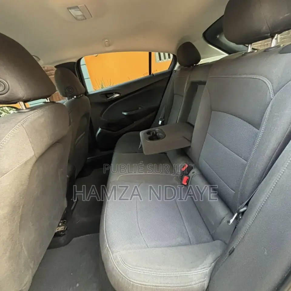 Chevrolet Cruze 2018 Gris