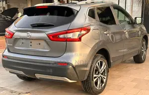 Nissan Qashqai 2018 Gris