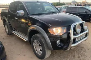 Mitsubishi L200 2012 Noir