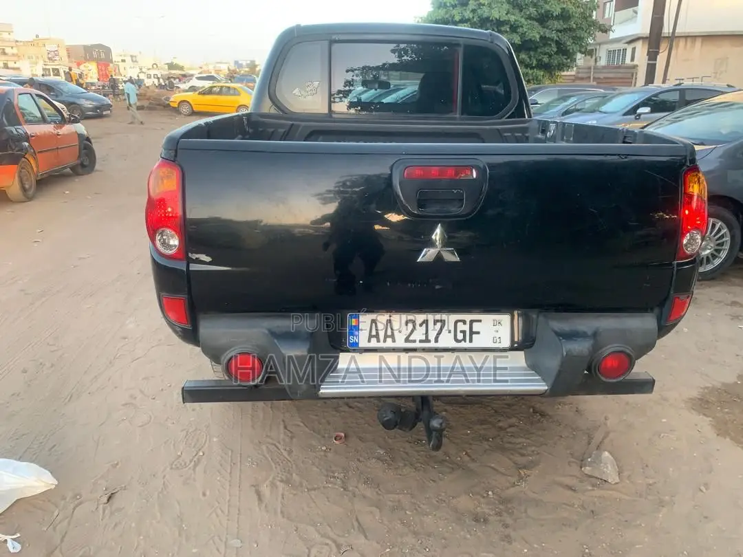 Mitsubishi L200 2012 Noir