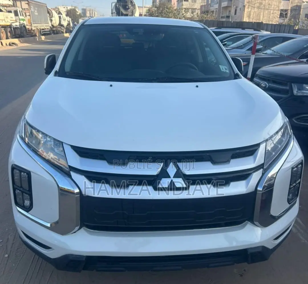 Mitsubishi Outlander 2021 Blanc