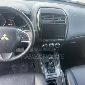 Mitsubishi Outlander 2021 Blanc
