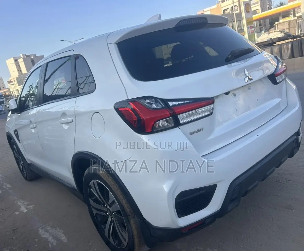 Mitsubishi Outlander 2021 Blanc