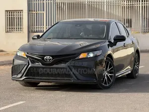 Toyota Camry 2021 Noir Mat