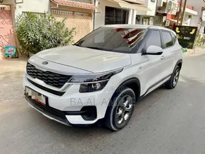 Kia Seltos 2.0 MPI 2021 Blanc